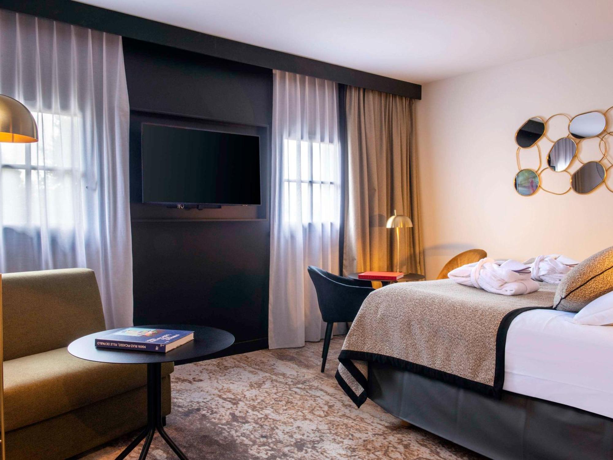 Mercure Carcassonne La Cite Bagian luar foto