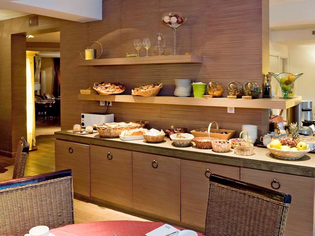 Mercure Carcassonne La Cite Restoran foto
